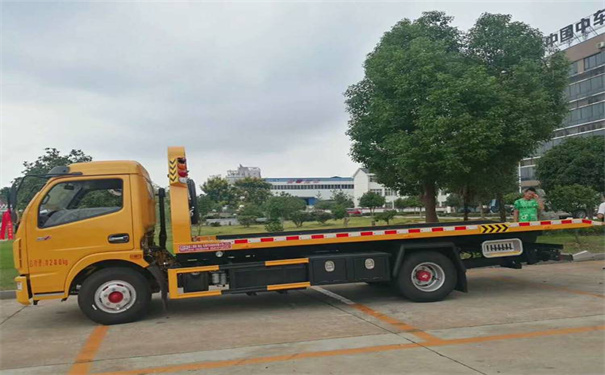 阿拉善定远24小时拖车救援电话号码，定远道路救援公司怎么收费的